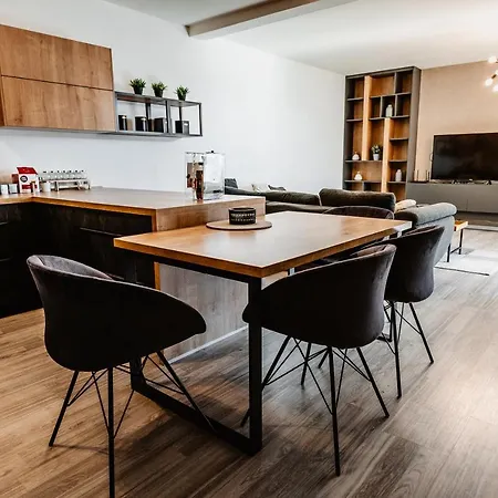 Apartment Ah Mlynska Basta Iii *