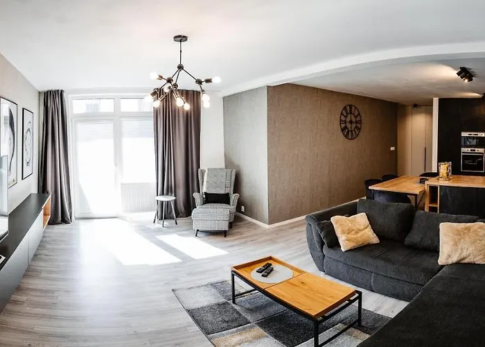 Ah Mlynska Basta Iii